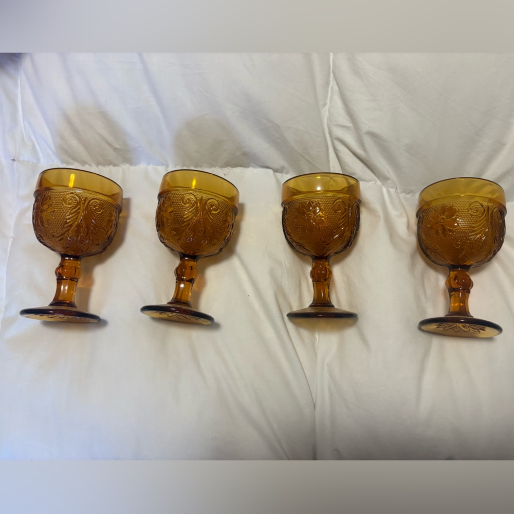Amber Glass Goblets Set